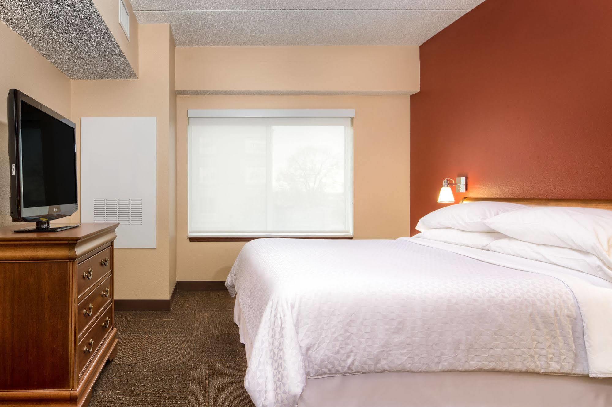 Four Points By Sheraton Louisville Airport Kültér fotó